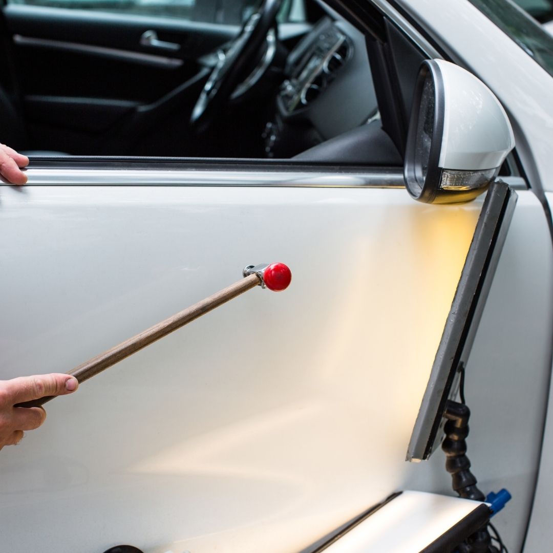 Sarıyer'de Araba Göçük Düzeltme Sarıyer'de Araba Göçük Düzeltme